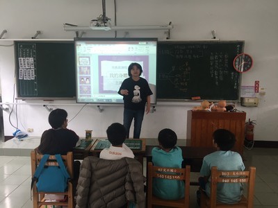 107.12.27-5.6年級性教育課程宣導圖片