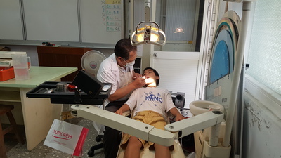 108.04.24牙醫師看診6及3年級學生圖片